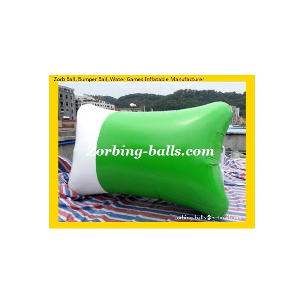 07 Water Blob Pillow